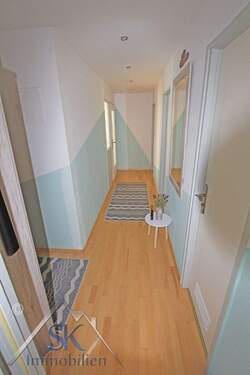 Flur z. Wohnzimmer - 