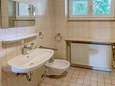 EG Bad (Waschbecken und Bidet) - 