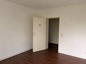 Ansicht II: Schlafzimmer - 2 Zimmer Etagenwohnung zur Miete in Düsseldorf