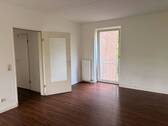 Ansicht I: Wohnzimmer - 2 Zimmer Etagenwohnung in Düsseldorf