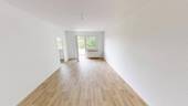 Wohnzimmer - Attraktive 2-Raum-Wohnung mit Balkon