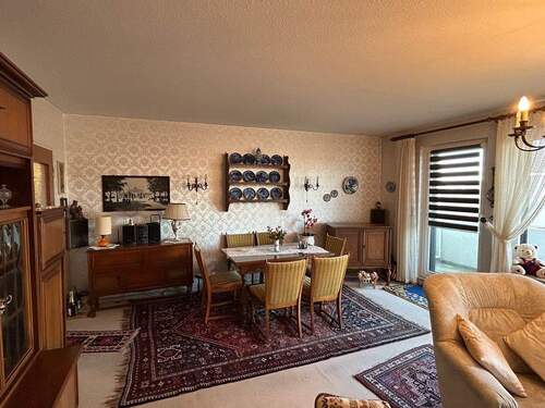 Wohnzimmer II - 3 Zimmer Etagenwohnung in Bremerhaven