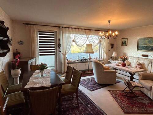 Wohnzimmer V - Etagenwohnung mit 93,30 m&sup2; in Bremerhaven zum Kaufen