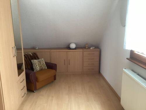 Schlafzimmer/Kinderzimmer OG - 