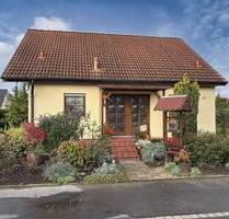 Familienidylle - Geräumiges Einfamilienhaus mit Keller in ruhiger Siedlungslage in Pegau - Elstertrebnitz