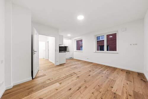 Wohn-/ Schlafzimmer mit Küche - 