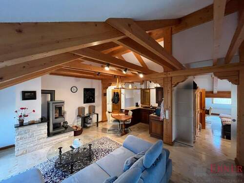 Wohnzimmer 3 - Stilvolle Dachgeschosswohnung in Drachselsried Zellertal