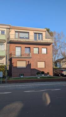 PXL_20260318_074459276.MP - 2 Zimmer Etagenwohnung zur Miete in Bornheim