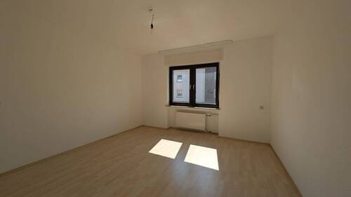 Schlafzimmer1 - Etagenwohnung mit 60,00 m&sup2; in Bornheim zur Miete