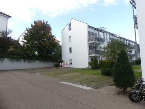 Aussenstellplatz - 