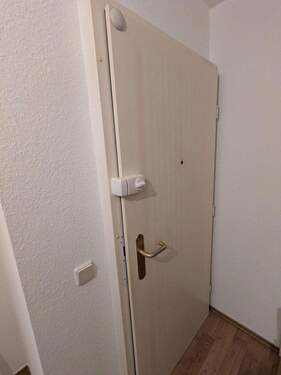 Haustür mit Zusatzschloss - 