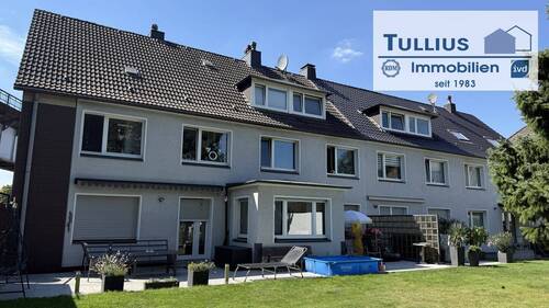 Vorderansicht - 3 Zimmer Mehrfamilienhaus, Wohnhaus in Essen