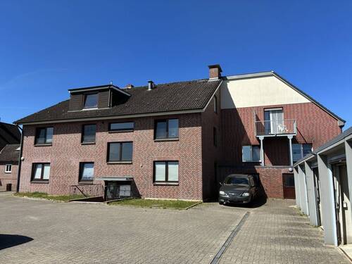 Hausansicht Rückseite - 2 Zimmer Etagenwohnung zur Miete in Hamburg