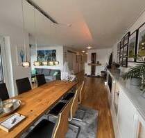 Hochwertige 3,5-Zi.-Wohnung | 2 Bäder | Balkon | TG + Top Anbindung - Stuttgart Feuerbach