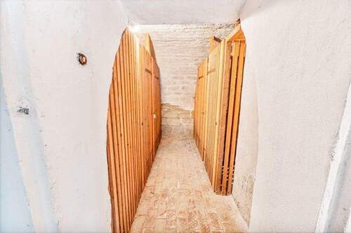 Gewölbekeller - 1 Zimmer Mehrfamilienhaus, Wohnhaus zum Kaufen in Leutenbach