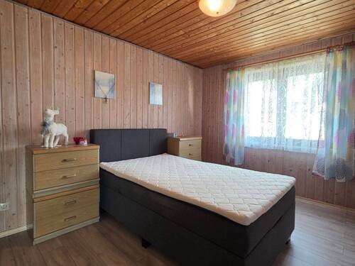 Schlafzimmer EG - 