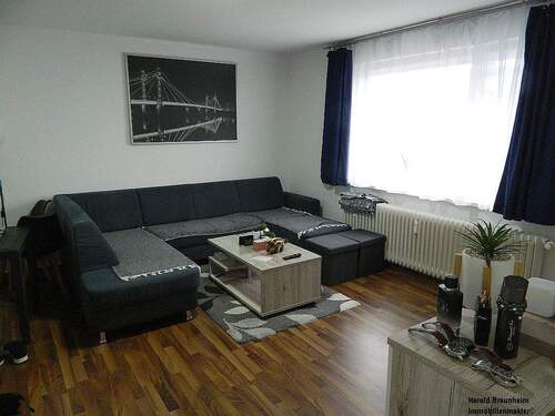gemütlicher Wohnbereich - 2 Zimmer Etagenwohnung zur Miete in Lüdenscheid