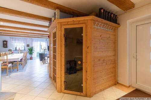 Sauna im Partyraum - 