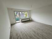 Bild 1 - Über den Dächern von Unterbach: Komplett modernisierte 3 Zi. ETW mit Sonnenbalkon!