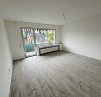 Über den Dächern von Unterbach: Komplett modernisierte 3 Zi. ETW mit Sonnenbalkon! - Düsseldorf