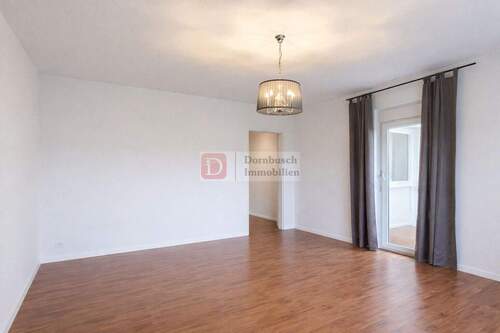 Wohnzimmer - Staging - 3 Zimmer Etagenwohnung zum Kaufen in Frankfurt am Main