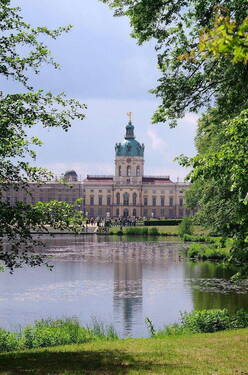 Umgebung (Schloß CHB) - 