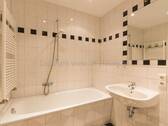 Badezimmer - 3 Zimmer Etagenwohnung zur Miete in Plauen
