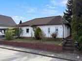 Objektvorderseite - 3 Zimmer Einfamilienhaus zum Kaufen in Gräfenhainichen