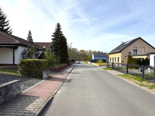 Straßenansicht - 