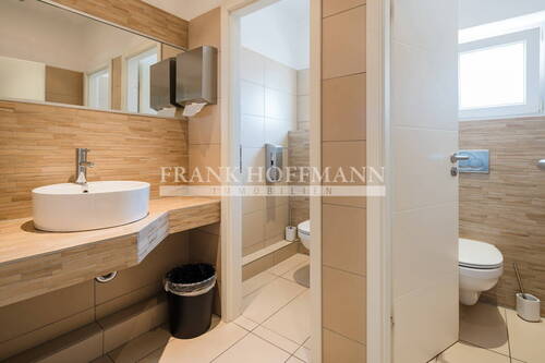 V9742 Büro Sanitär - 