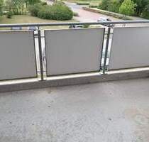 Gemütliche und gut vermietete 3-Zimmer mit Balkon, Wannenbad und Stellplatz in ruhiger Lage! - Leuna