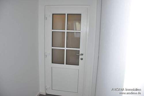 Wohnungstüre - 3 Zimmer Etagenwohnung zur Miete in Nürnberg