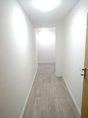 Zweite Diele zum Badezimmer - 