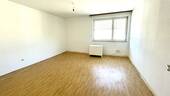 Zimmer 1 - Etagenwohnung mit 104,00 m&sup2; in Lennestadt / Meggen zum Kaufen