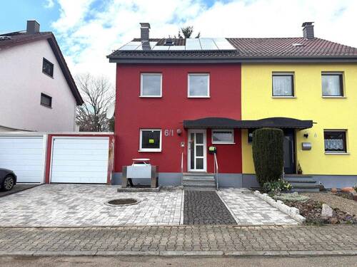 Aussenansicht - Schöne, moderne Doppelhaushälfte inkl. Garage u. Garten * in Bretten