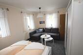 Wohn-/Schlafzimmer - 