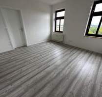 Wohnen im Dachgeschoss - modernes Laminat ... u.v.m. - Chemnitz Hilbersdorf