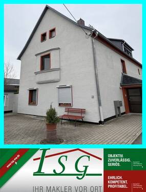 Haus - Traumhaftes MFH mit 3WE, 4 Garagen, Garten und Balkon