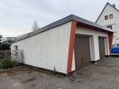 Garagen vorn - 6 Zimmer Mehrfamilienhaus, Wohnhaus zum Kaufen in Mittweida