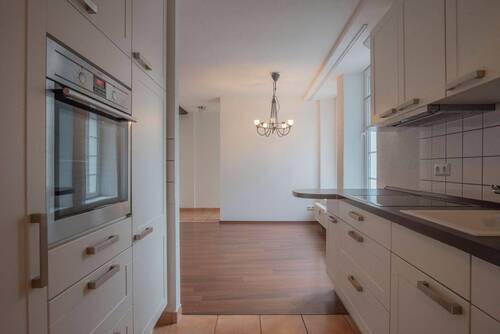 Küche und Essbereich - 3 Zimmer Etagenwohnung in Friedrichsdorf