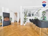 REMAX Immobilien DeLux Einfamilienhau Wohnzimmer Neunkirchen Mark Borowicz - 7 Zimmer Einfamilienhaus in Neunkirchen