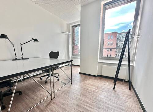 Teambüro 2 Personen mit Elphiblick - Büro mit 23,00 m&sup2; in Hamburg zur Miete