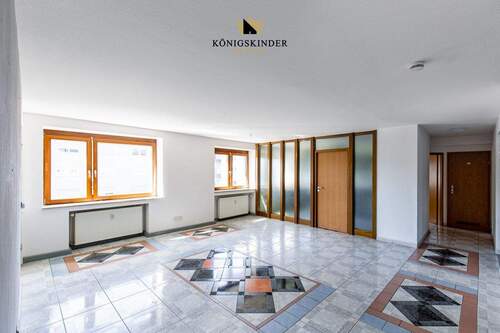 Wohn- Essbereich - 6 Zimmer Etagenwohnung zum Kaufen in Reutlingen