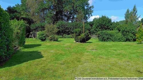 weitläufige Gartenanlage - 