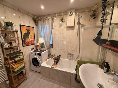 ...mit Waschmaschinenanschluss - 