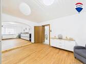 RE/MAX Immobilien DeLux Haus in Saarhölzbach zu verkaufen - 