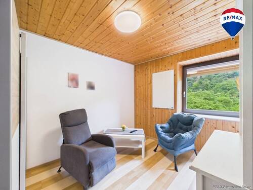 RE/MAX Immobilien DeLux Haus in Saarhölzbach zu verkaufen - 