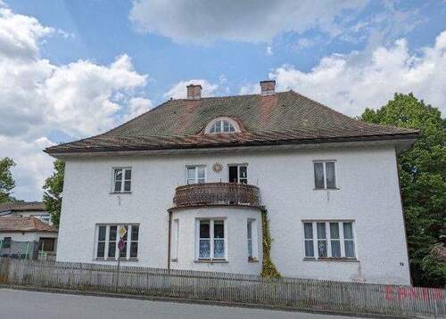 1164 Ansicht 1 - Wohnhaus nähe Stadtzentrum Viechtach