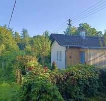 Charmantes Wochenendhaus im Grünen mit Garten, gepflegt, liebevoll hergerichtet und einzugsbereit - Großerlach / Platte