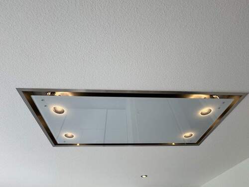 Deckenmontierte Dunstabzugshaube - 